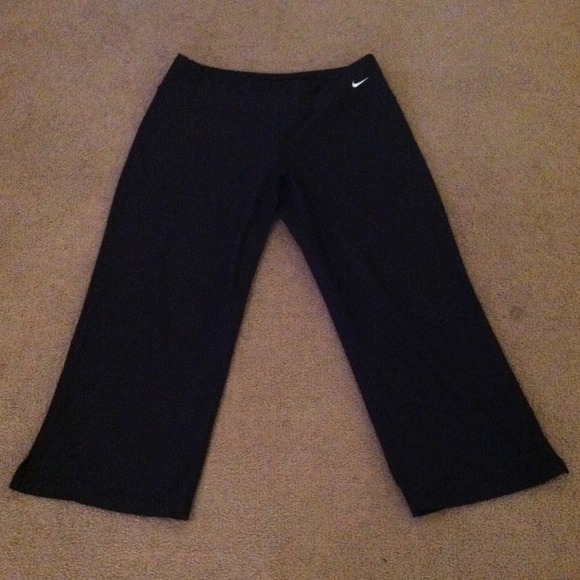 🎈Traded Nike FIT DRY capris