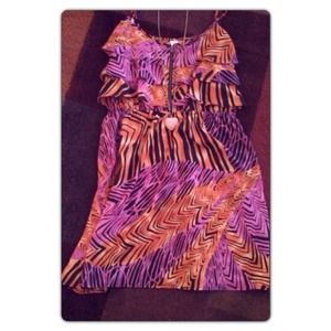 On HOLD 👛Pink printed ruffle top dress