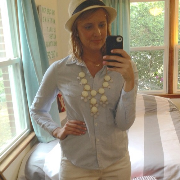 ❌BUNDLED❌ Chambray Oxford button down blouse - Picture 2 of 3