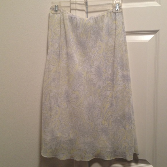 Yellow print skirt