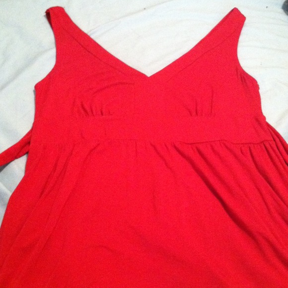 Red/pink tank top