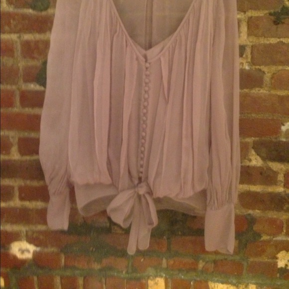 Elizabeth and James silk blouse with silk lining - Picture 2 of 3