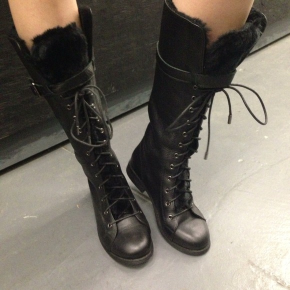 *SALE***REDUCED* Fur lined military boots