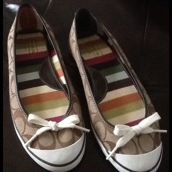 Coach ballet flats