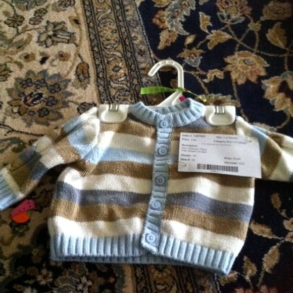 Baby sweater