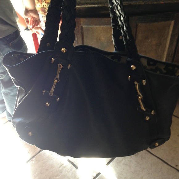 Authentic lightly used Gucci Asking 1500 OBO