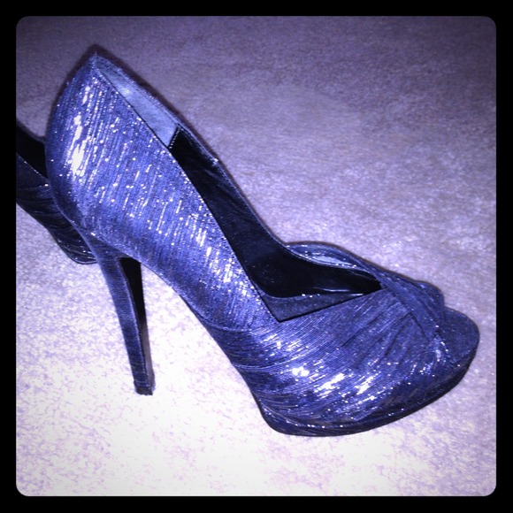 Aldo Black Shimmery Heels