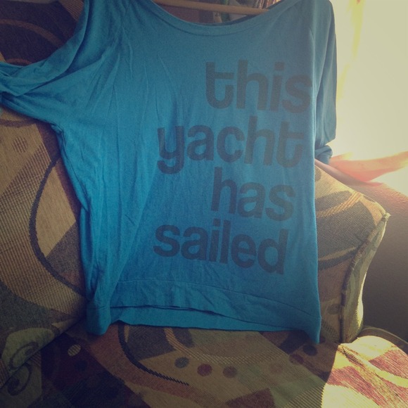 Blue Yacht Graphic Top
