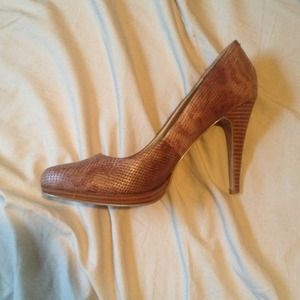 Tan leather heels