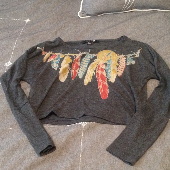 🚫Sold in bundle🚫Long sleeve gray feathered top