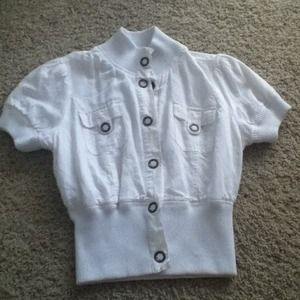 Short sleeve white button-up