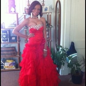 Red prom dress