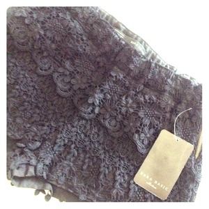 ✨FOR CYEULINH✨ NWT 🌼ZARA🌼 Black Lace Shorts