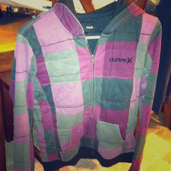 Zip up Hurley hoodie. Like new!