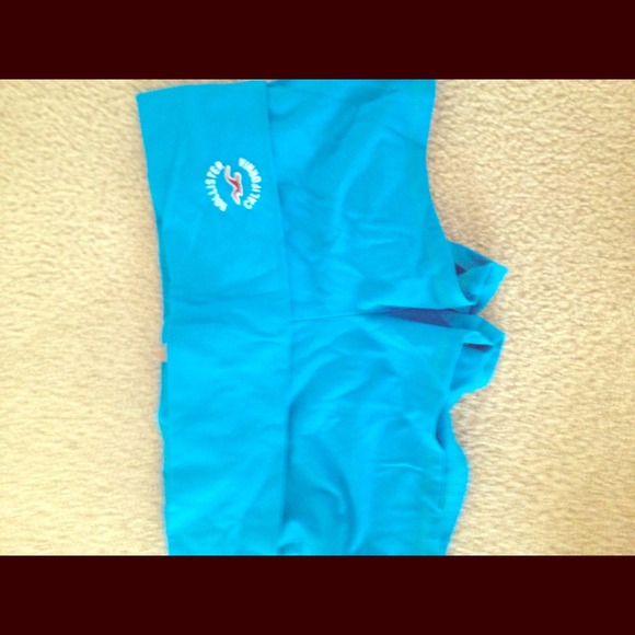 SOLD Hollister yoga shorts NWT