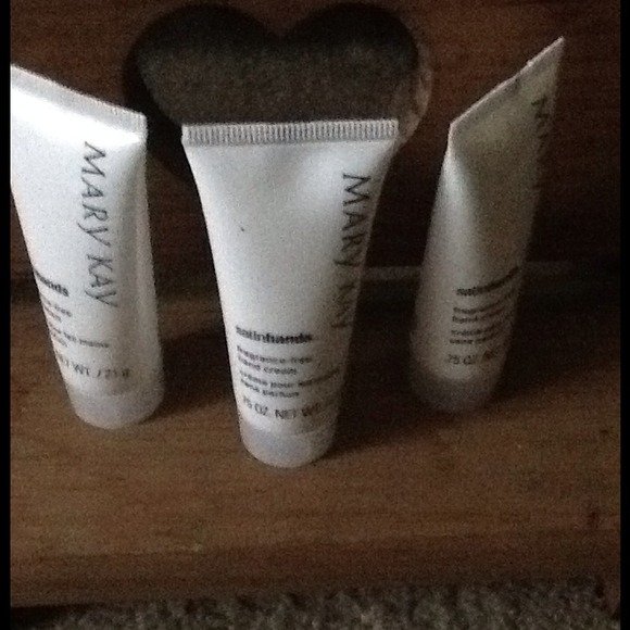 Mary Kay - SOLDIN BUNDLE@@@@@