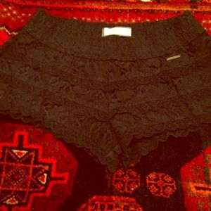 REDUCED! Abercrombie and Fitch lace shorts