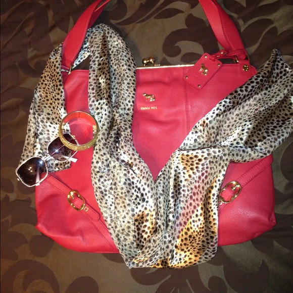Accessories - Adorable summer sheer leopard print scarf