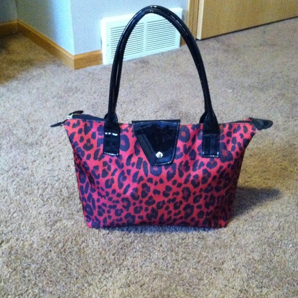 black and red leopard print handbag.