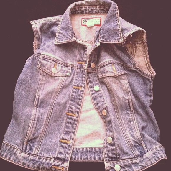 Vintage old navy denim vest🎀RESERVED for mila🎀