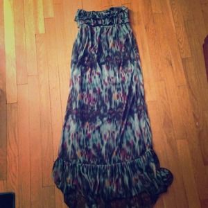 Pretty ruffle top maxi