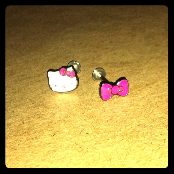 Monroe and lubra piercing studs hello kitty scrub