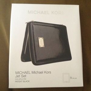 Michael Kors Jet Set for iPad