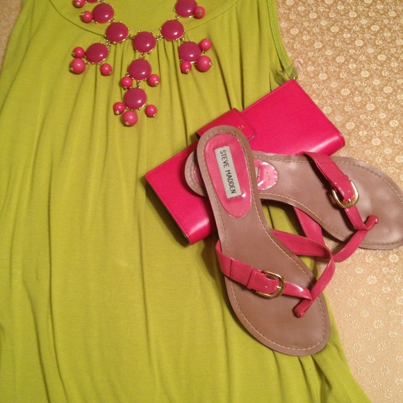 Steve Madden pink sandals