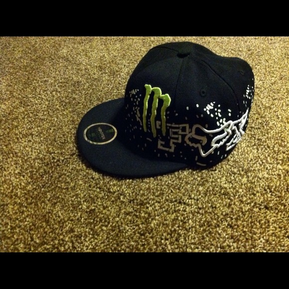 XXXSOLDXXX/monster hat