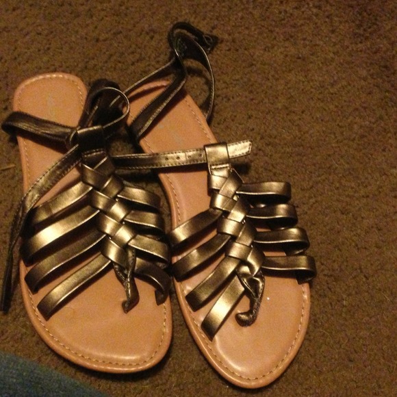 Gladiator sandals size 9