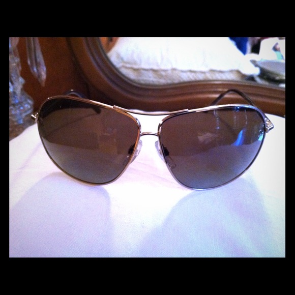 Chanel aviator sunglasses, lowered price!!!
