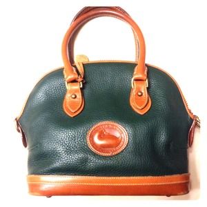 Dooney & Bourke Messenger Purse!