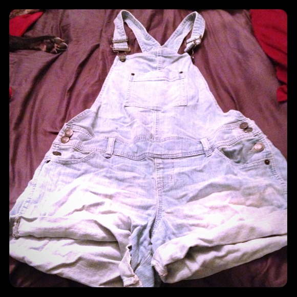 Cute stone washed overalls