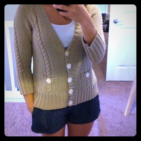 @@@ Sold!  BUNDLED@@@ Banana Republic knit cardi