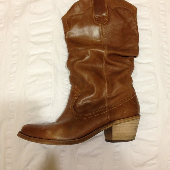 Steve Madden leather boots