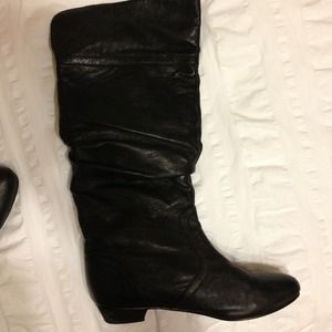 Steve Madden black leather boots