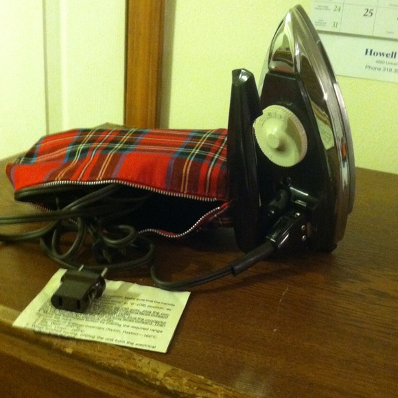 Small travel iron