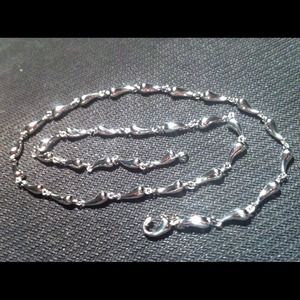Tiffany & Co Silver Continuous Teardrop Necklace.