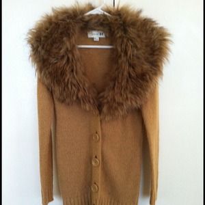 Carmel cardigan w/ removable faux fur