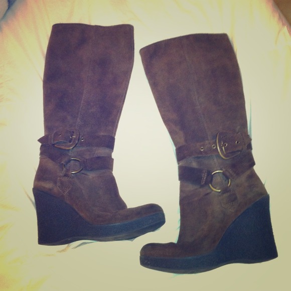💥Sale💥 Brown Suede Wedge Knee-highish Boots