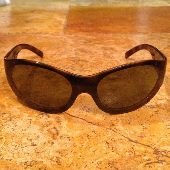Authentic chanel sunglasses