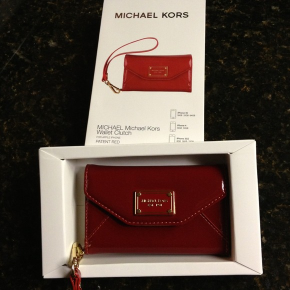 MICHAEL Michael Kors Clutches & Wallets - 🔴SALE Michael Kors Wallet Clutch for Apple IPhone