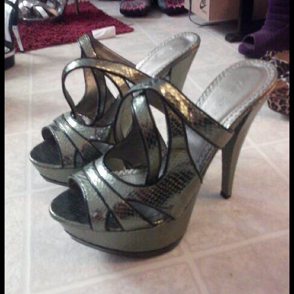 Hot heels