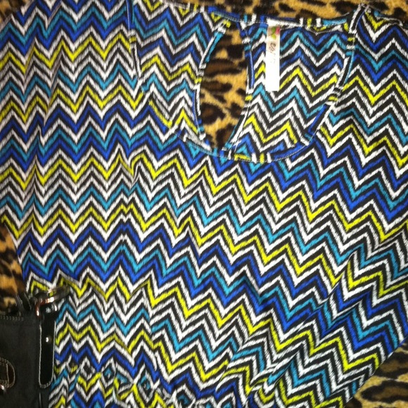 ✔ SOLD - Picture 2 of 3