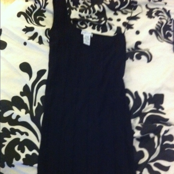 ❤️️bogo❤️️A long one shoulder tank top NWT