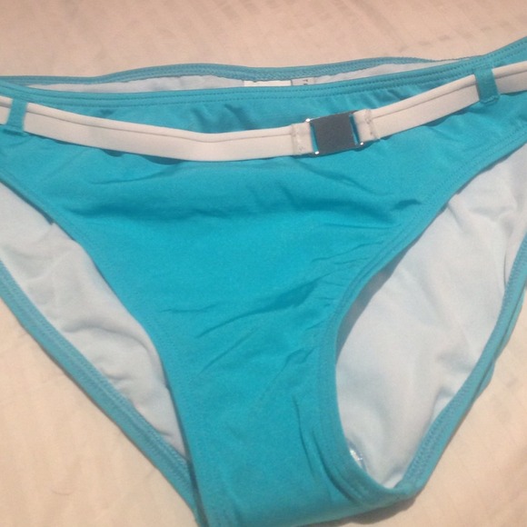 Trina Turk belted aqua bikini bottom. Sz L