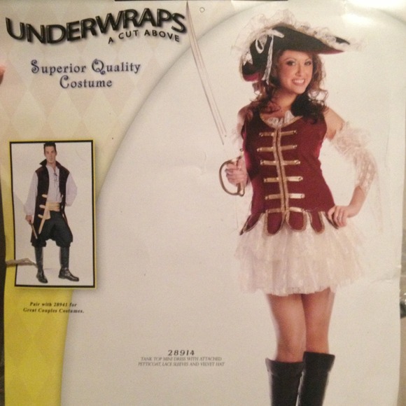 Sexy Pirate Halloween Costumes