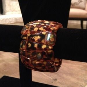 Animal print stretch bracelet