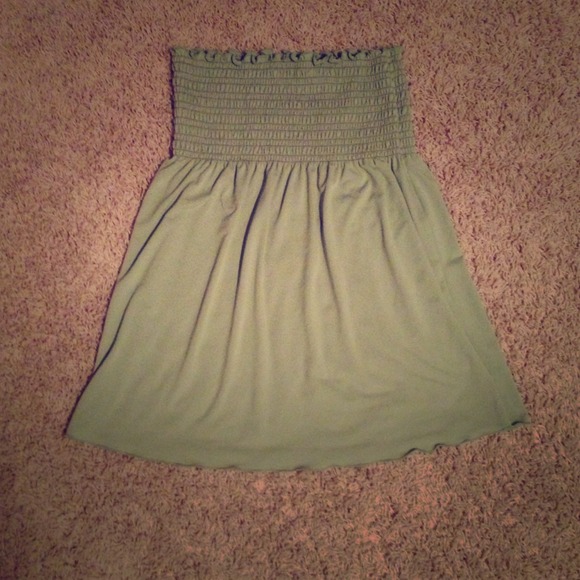 Size L tube top or short green dress!