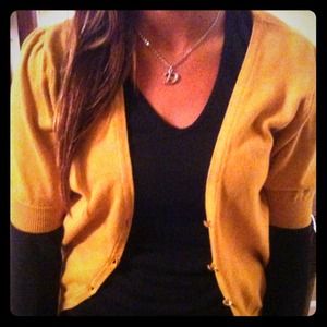 Mustard over throw top perfect for work